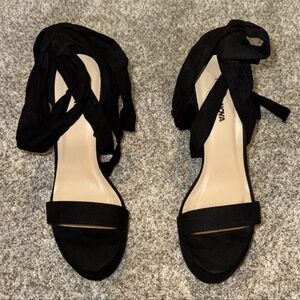 Black Heels w/ Ballet Ankle-ties